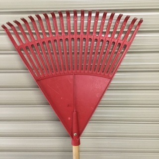 赤い熊手　160㎝