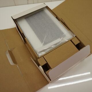 無料！ａｕフォトフレーム　PHOTO-U2 SP03　ペールホワイト☆未使用置き古し品の画像