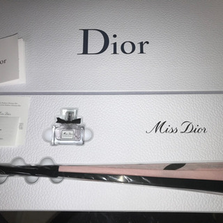 Diorミスディオール ブルーミングブーケ ミニ香水・扇子の画像