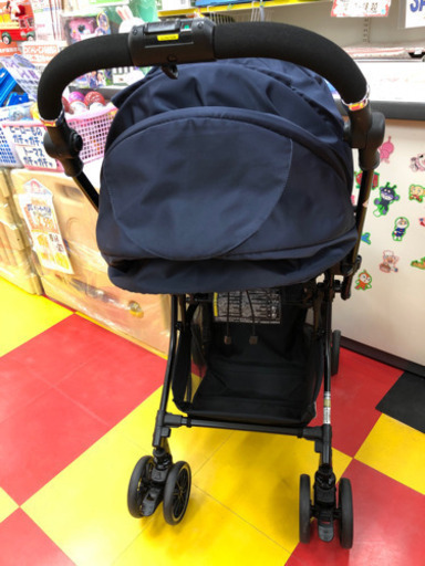 コンビ　combi　メチャカルハンディオート４キャス　コンパクト　compact　新生児