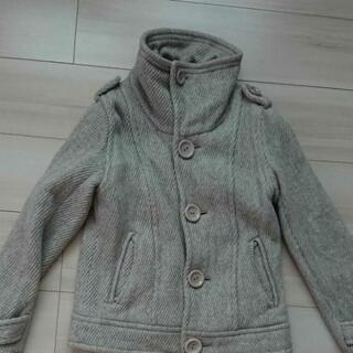 ライトグレーコートの画像