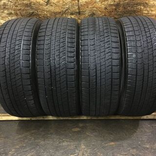 BS BLIZZAK VRX2 235/40R19 19インチ スタッドレス 4本 2017年製 マークX レクサスGS RC パサート VOLVO S60等　(VTA445) クレジットカード QR決済可能