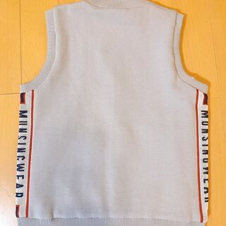 マンシングウェア リバーシブル フルジップ ベスト[Munsingwear]の画像