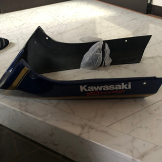 ゼファー外装一式　値下げしましたの画像