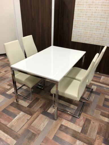 ステンレス脚、デザイナーダイニングテーブルセット✨
