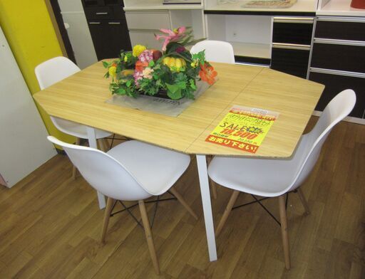 R060 IKEA両バタフライダイニング5点セット、4人用 幅74cm・138cm