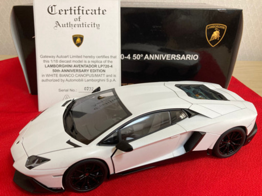 AUTOart 1/18 ランボルギーニ アヴェンタドール LP720-4 50thアニバーサリー (マット・ホワイト)