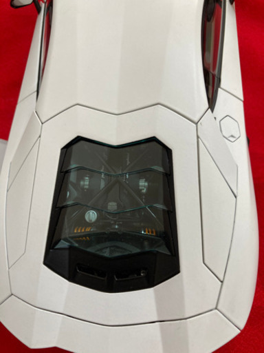 AUTOart 1/18 ランボルギーニ アヴェンタドール LP720-4 50thアニバーサリー (マット・ホワイト)