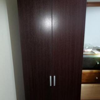 細長クローゼット