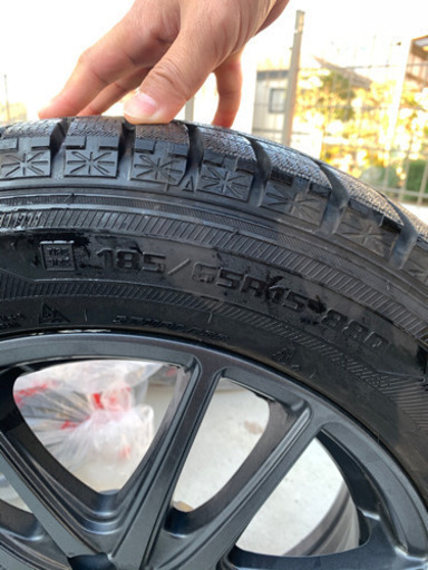 スタッドレスタイヤ 冬用タイヤ 値下げしました❗