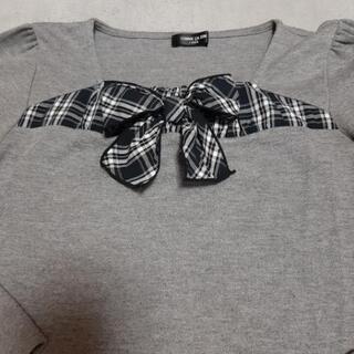 子供服　カットソー　サイズ140の画像