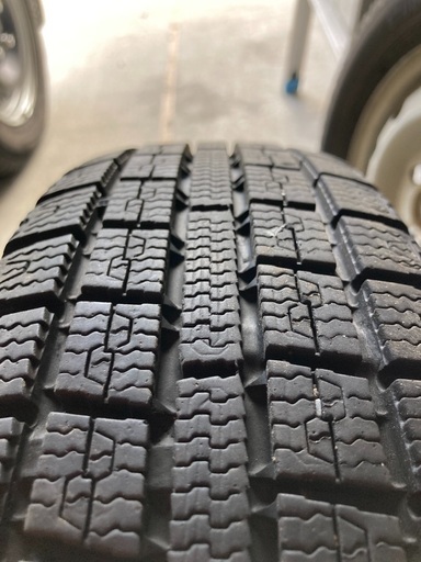 【決まりました】軽バン　スタッドレス4本