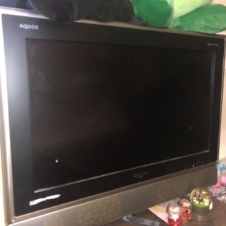 液晶とプロジェクターとDVDプレイヤー売ります！