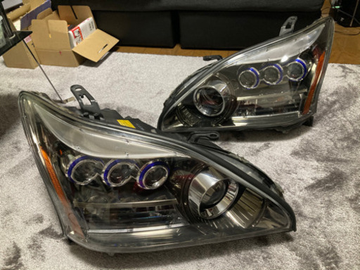 30ハリアー  3連プロジェクターヘッドライト