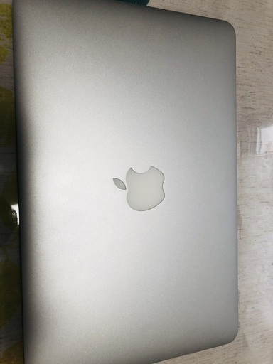美品!  MacBook Air 11インチ 2013 i5 1.3GHz／4GB