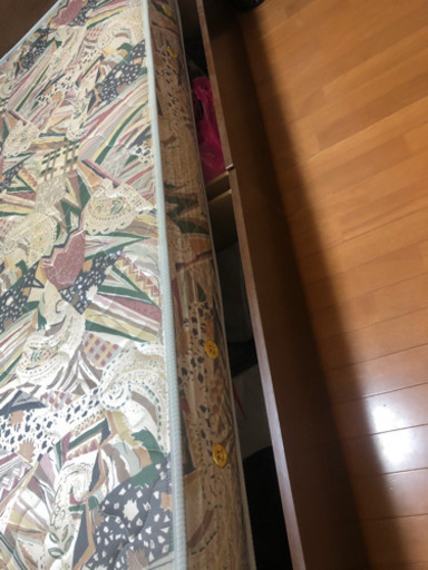 ダブルベッド　取りに来れる方