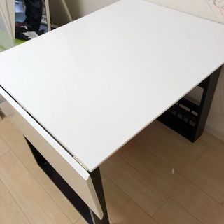 ダイニングテーブル伸縮タイプの画像