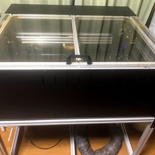 CO２レーザー加工機
