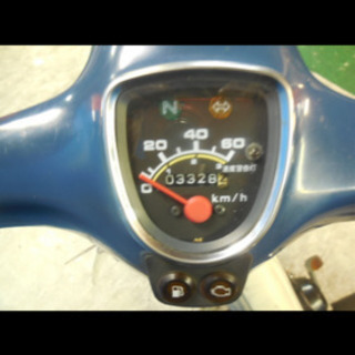 スーパーカブ　50cc 低走行3000km台　インジェクション　低燃費