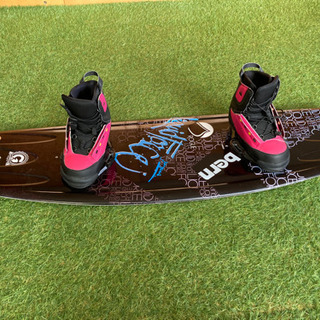 ウェイクボードの画像