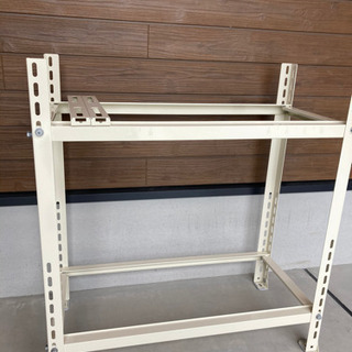 未使用クーラーキャッチャー(室外機の架台)