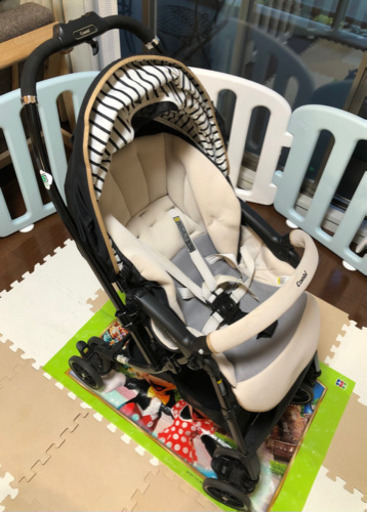 Combi コンビ ベビーカーA型　スゴカル　4キャス
