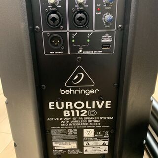1000Wパワーアンプ（　BEHRINGER EUROLIVE B112D ）2基　スタンドと10mシールド付き　の画像