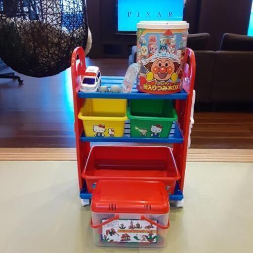 アンパンマン積み木、ペタペタブロック、キティおもちゃ収納ラック、救急車セット