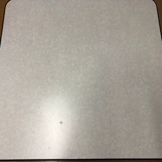 テーブルの画像