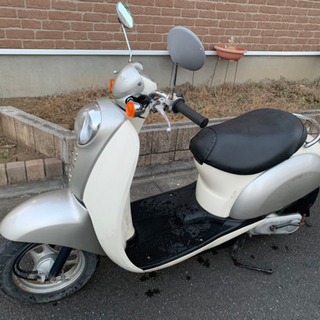 ホンダ クレアスクーピー 50cc スクーター バイクの画像