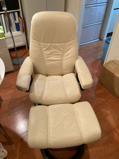 ストレスレス　リクライニングチェア