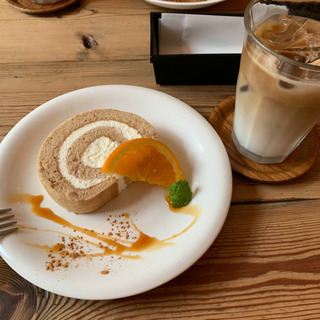 明日カフェいきましょう❣️