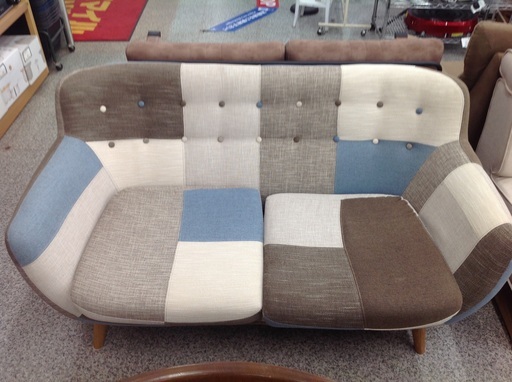 布製2人掛けソファー