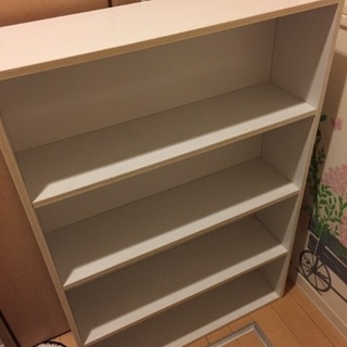 漫画の本を置いてました。