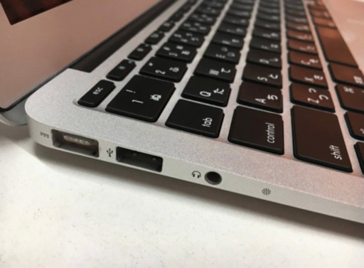 Mac Book Air 11-inch Mid2011 メモリ4GB core i7 1.8GHz SSD256GB macOS High Sierra
