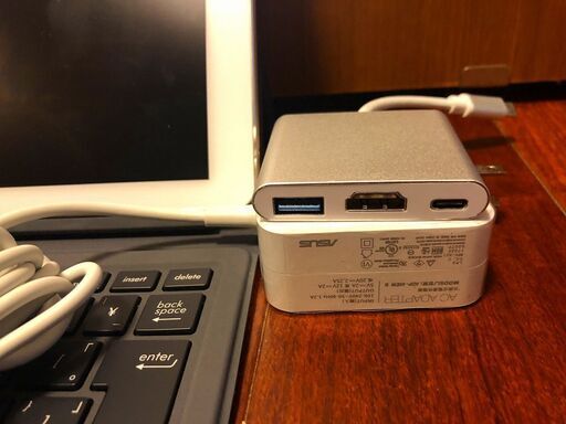 ASUS TransBook T305CA-7Y30 【中古美品】