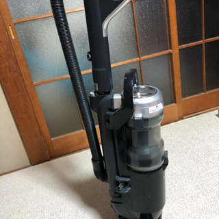 お取引決定しました2014年製Panasonicパワープレスサイクロン掃除機の画像