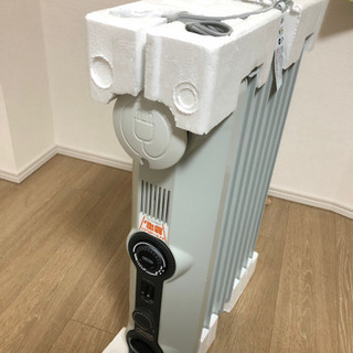 デデロンギ　オイルヒーター　hj0812の画像
