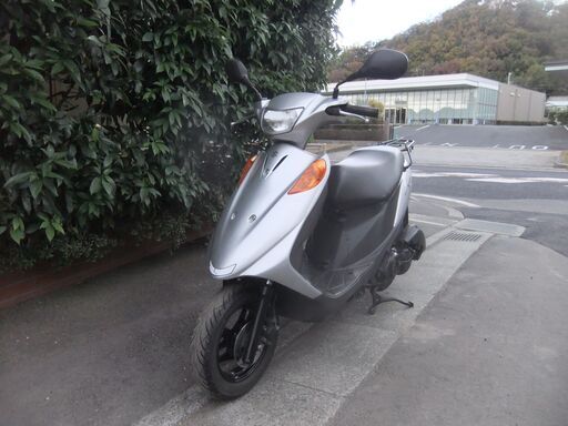 スズキ　アドレスV125　中古実動美車　バッテリーフル充電済み　前後タイヤ新品交換後渡し　ナンバー登録書類有
