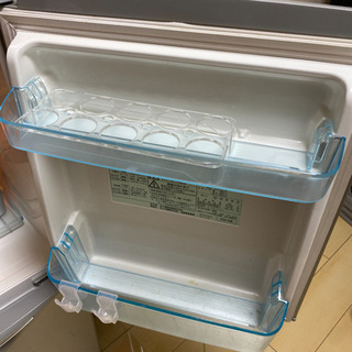 【引取者確定】冷蔵庫 National(Panasonic) NR-B123J-Sの画像
