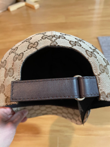 GUCCI ベースボールキャップ ベージュ