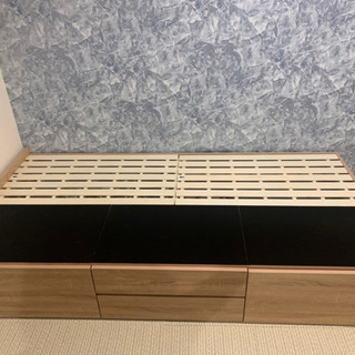 【取引中】収納付きベット　シングル
