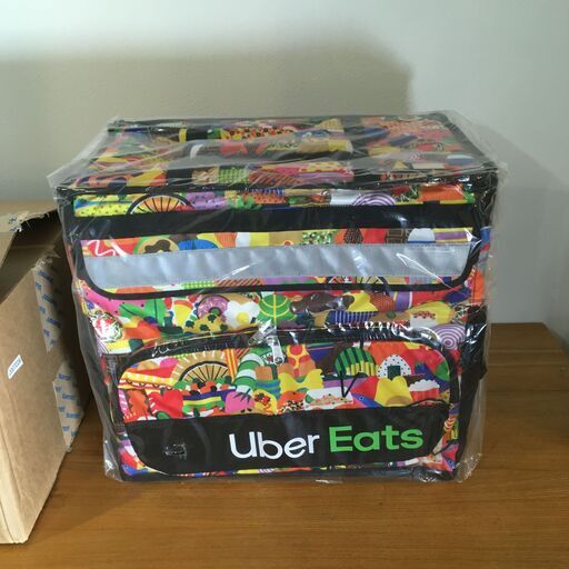 海外限定 新品未使用ウーバーイーツ バッグ ウバック UberEats アーティストバッグ リュック