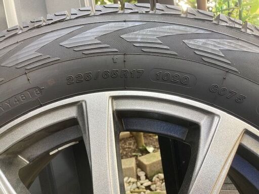 スタッドレスタイヤセット  ice Guard 225 65R17 4本セット