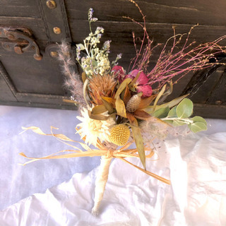 ウェディングブーケ、ブートニアセットの画像