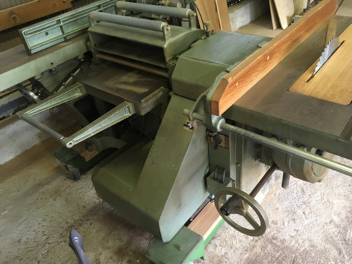 日立万能木工機　A-1500A