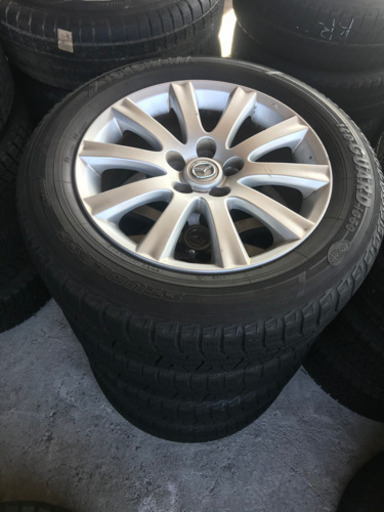 225/60/17 アルミホイール付きスタッドレスタイヤ