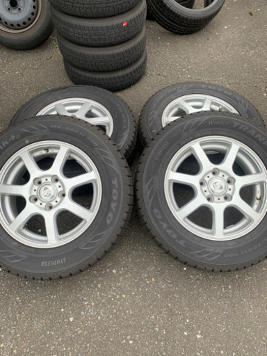 スタッドレス　タイヤ＆ホイールセット（中古）
