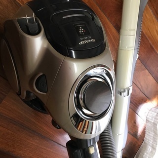 シャープサイクロン掃除機の画像