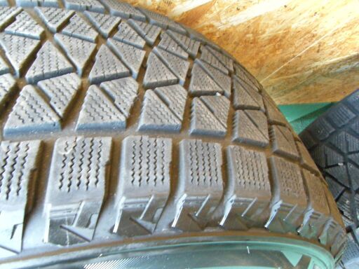 285/60R18 スタッドレス　中古４本